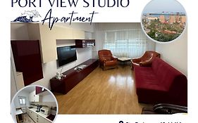 Port View Studio-Constanta